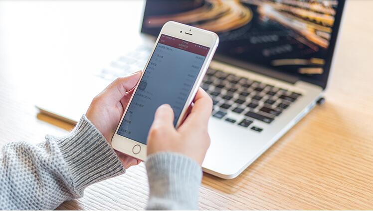 公司有域名怎么做網(wǎng)站？